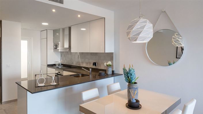 Image No.5-2 Bed Apartment for sale