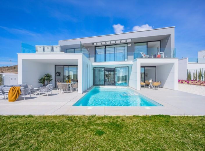 Image No.19-4 Bed Villa for sale