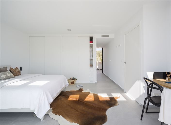 Image No.7-3 Bed Villa for sale