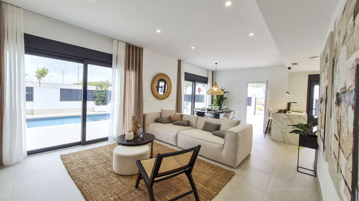 Image No.8-4 Bed Villa for sale