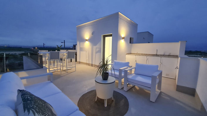 Image No.27-4 Bed Villa for sale