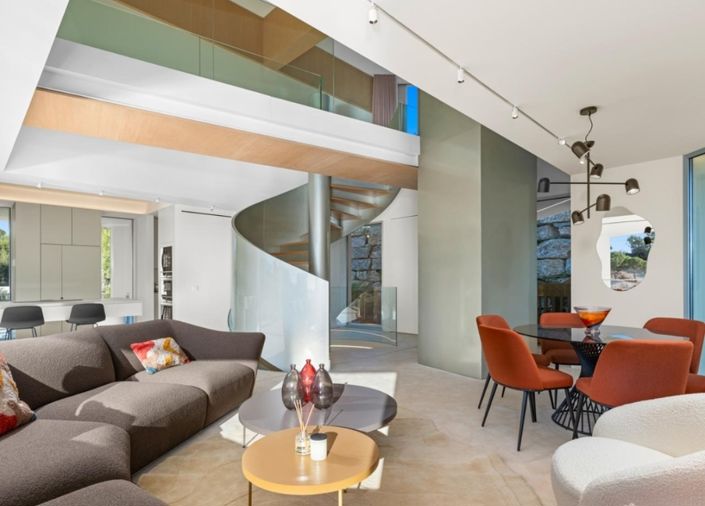 Image No.2-3 Bed Villa for sale