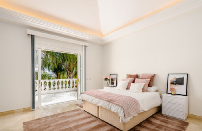 Image No.23-8 Bed Villa for sale