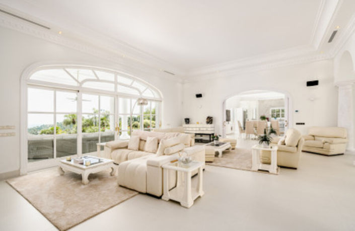 Image No.7-8 Bed Villa for sale