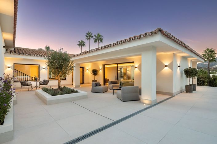 Image No.18-5 Bed Apartment for sale