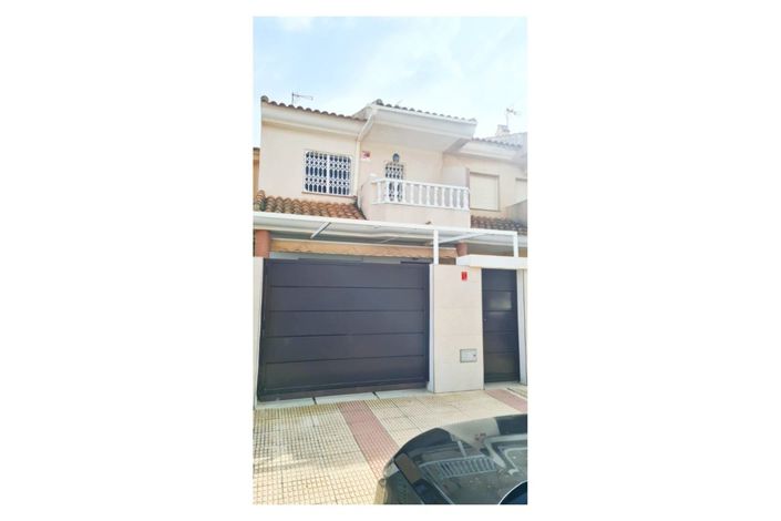 Image No.2-3 Bed Townhouse for sale