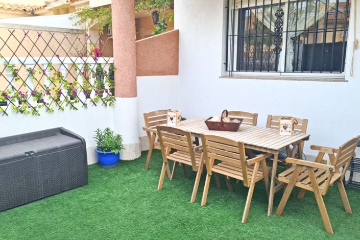 Image No.6-3 Bed Townhouse for sale