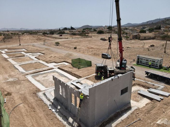 Image No.25-2 Bed Bungalow for sale