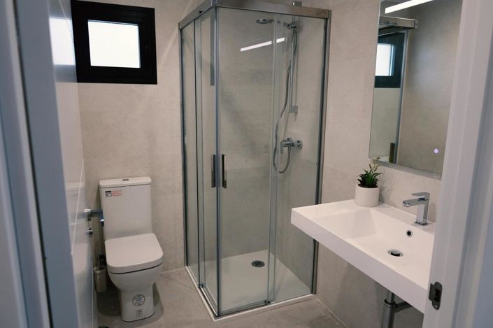 Image No.9-2 Bed Bungalow for sale