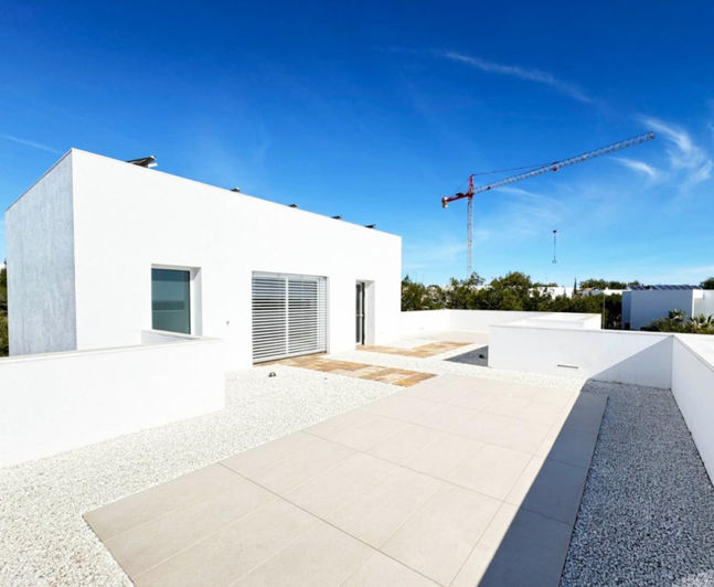 Image No.10-4 Bed Villa for sale