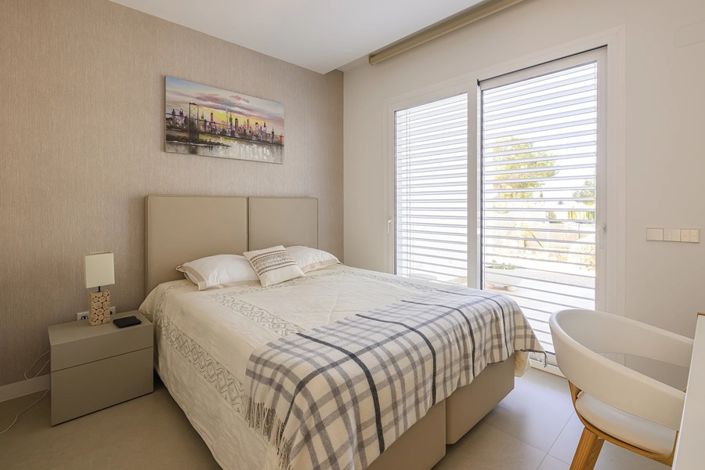 Image No.18-4 Bed Villa for sale