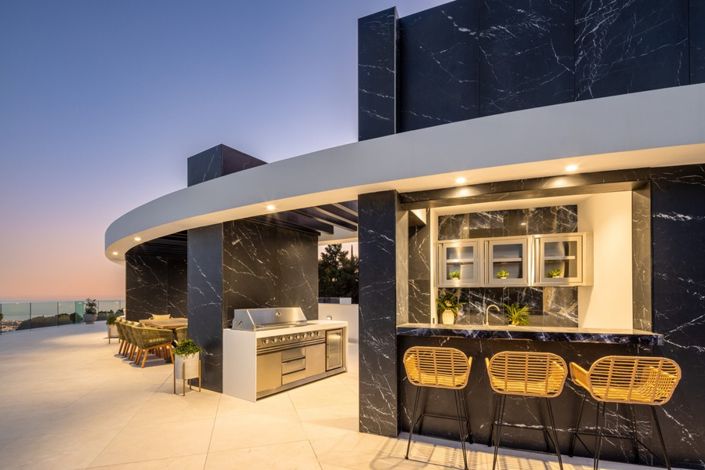 Image No.16-9 Bed Villa for sale