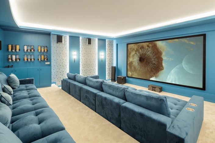 Image No.20-9 Bed Villa for sale