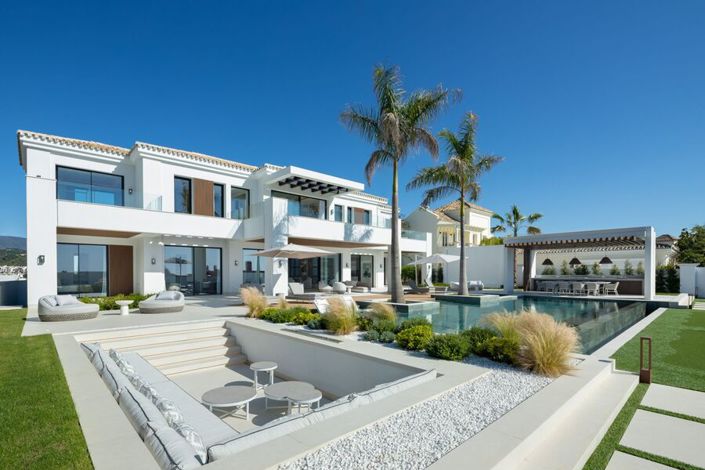Image No.1-7 Bed Villa for sale