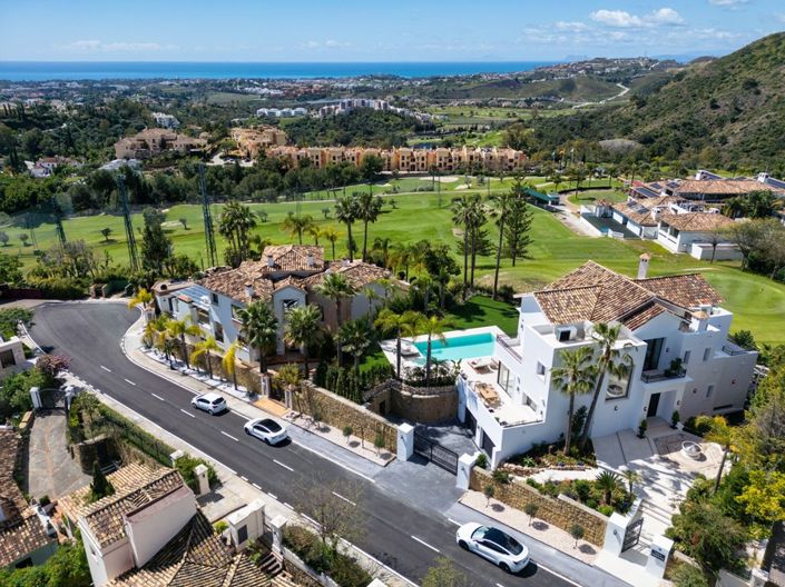 Image No.36-5 Bed Villa for sale