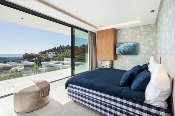 Image No.21-8 Bed Villa for sale