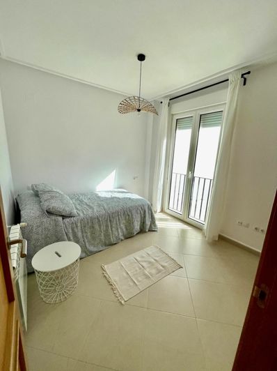 Image No.9-2 Bed Property for sale