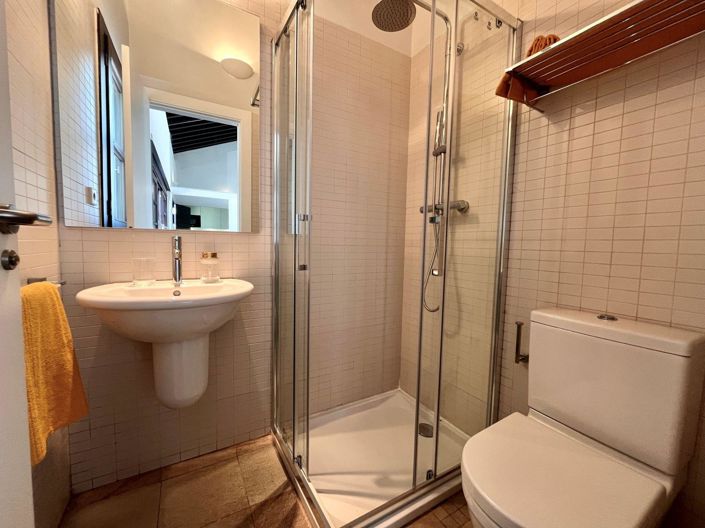 Image No.22-2 Bed Townhouse for sale