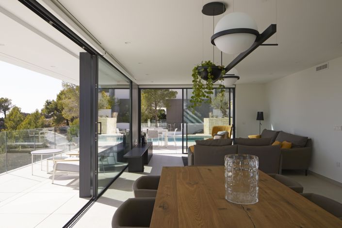 Image No.8-4 Bed Villa for sale