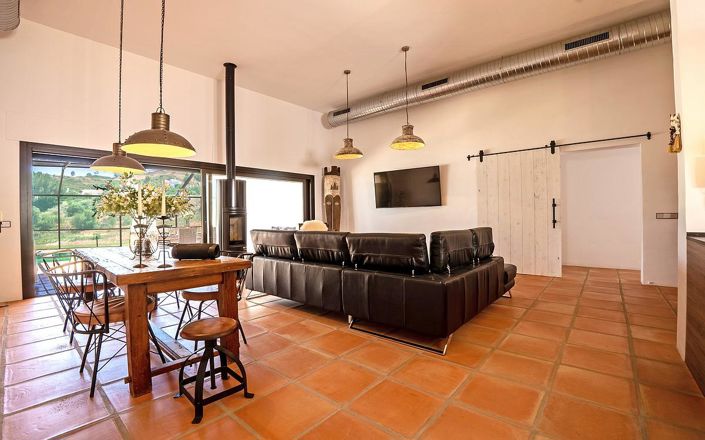 Image No.4-3 Bed Villa for sale