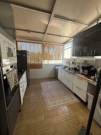 Image No.12-7 Bed Villa for sale