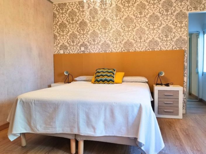 Image No.27-7 Bed Villa for sale