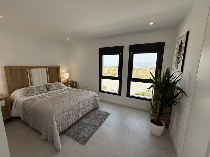 Image No.20-3 Bed Villa for sale