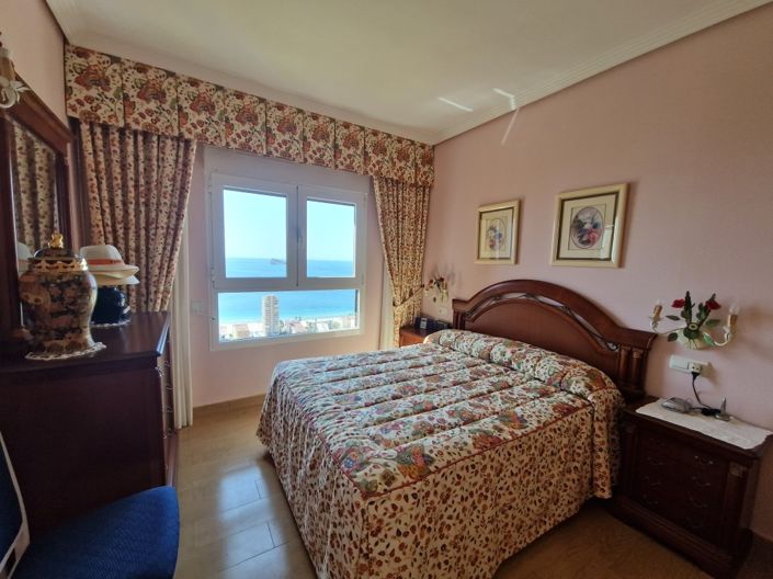 Image No.14-4 Bed Apartment for sale