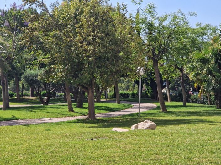 Image No.2-4 Bed Apartment for sale