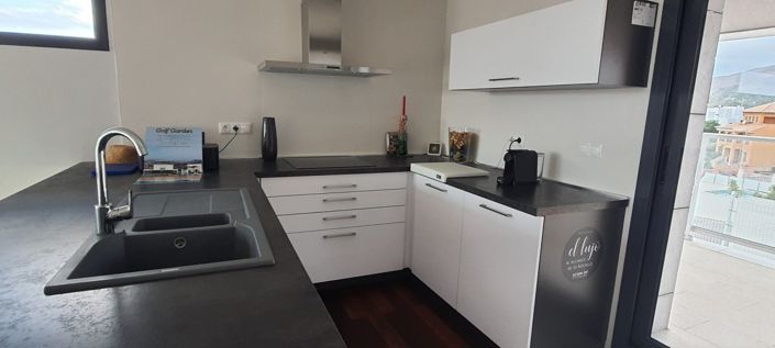 Image No.18-4 Bed Villa for sale