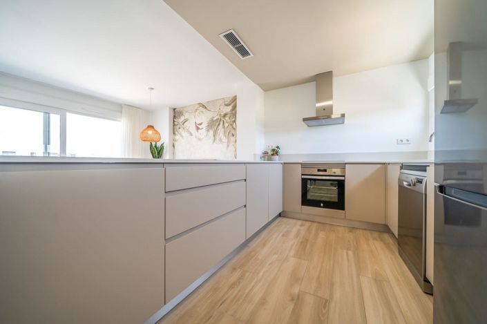 Image No.14-2 Bed Bungalow for sale