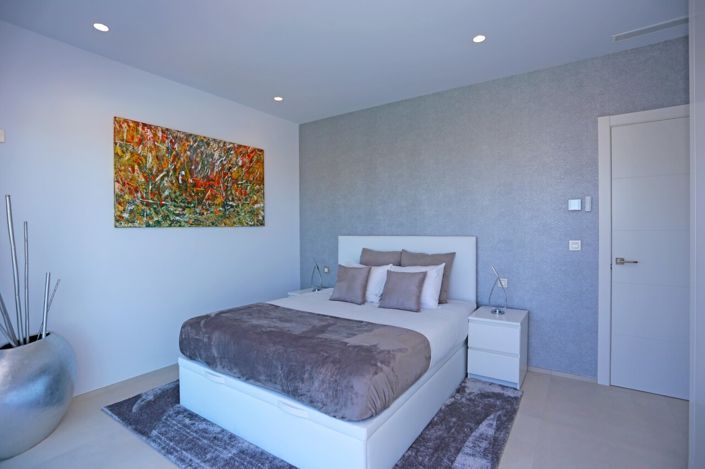 Image No.26-4 Bed Villa for sale