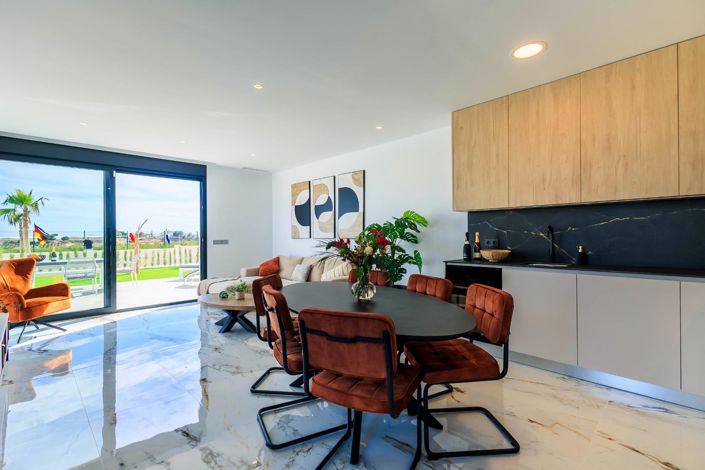 Image No.43-3 Bed Villa for sale