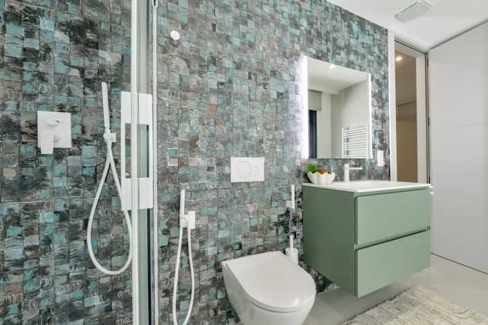 Image No.28-8 Bed Villa for sale