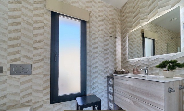 Image No.29-3 Bed Villa for sale