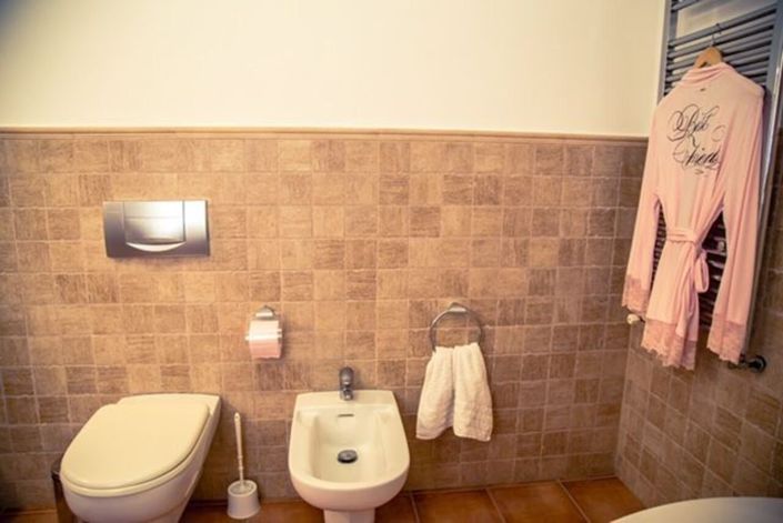 Image No.8-3 Bed Villa for sale