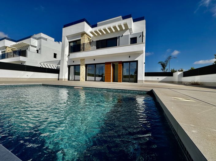 Image No.38-3 Bed Villa for sale