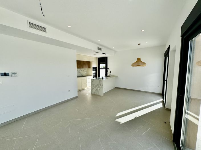 Image No.6-3 Bed Villa for sale