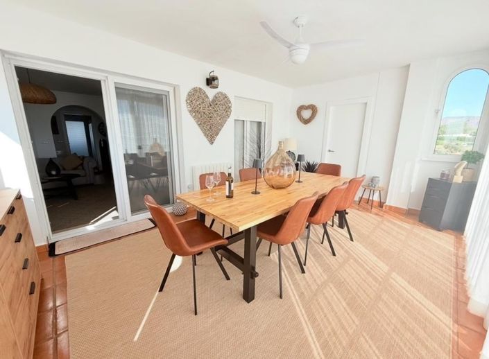 Image No.8-3 Bed Apartment for sale