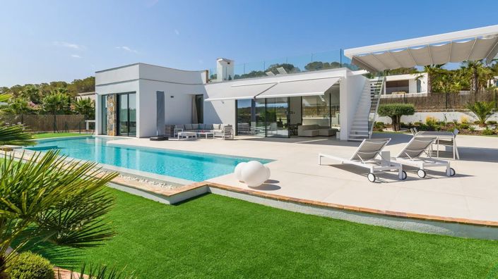 Image No.3-3 Bed Villa for sale