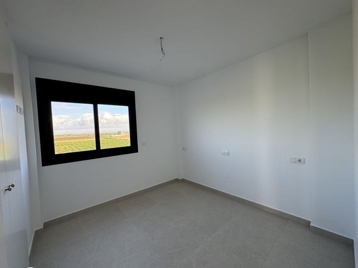 Image No.9-2 Bed Property for sale