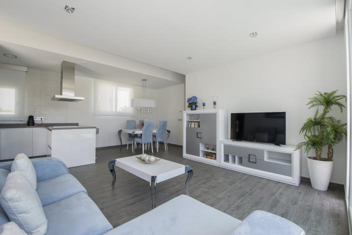 Image No.6-3 Bed Villa / Detached for sale