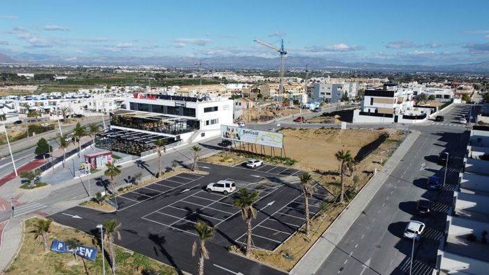 Image No.12-3 Bed Property for sale