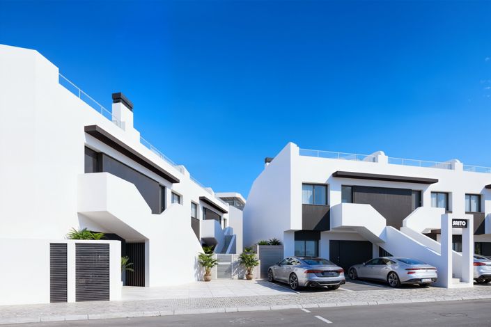 Image No.11-2 Bed Property for sale