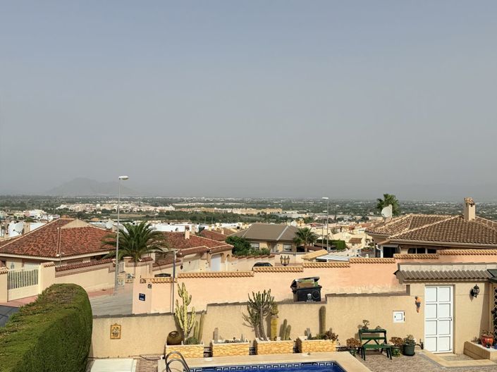 Image No.14-4 Bed Property for sale