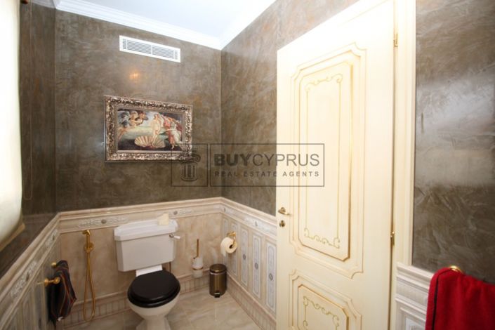 Image No.13-6 Bed Villa for sale