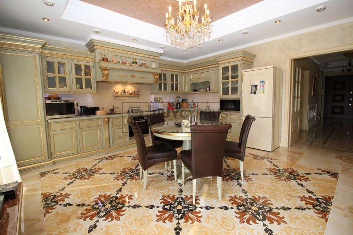 Image No.28-6 Bed Villa for sale