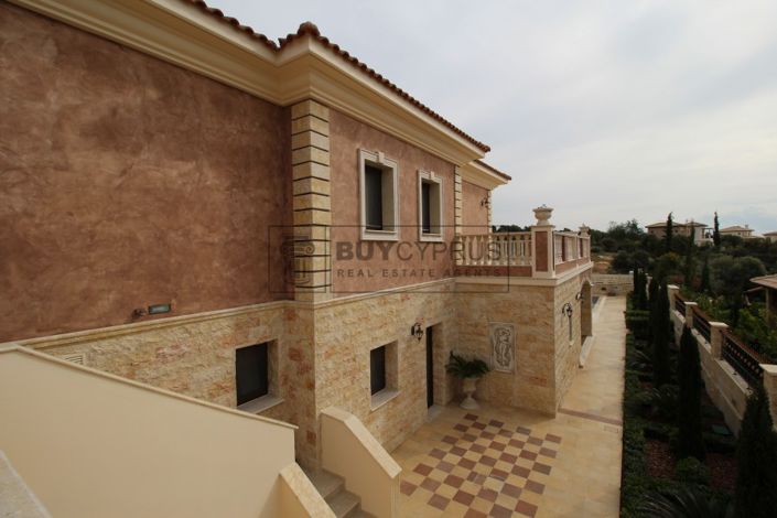 Image No.35-6 Bed Villa for sale