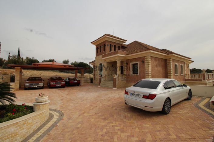 Image No.39-6 Bed Villa for sale