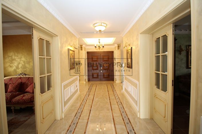 Image No.9-6 Bed Villa for sale